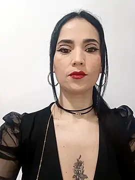 jamila zair online show from 11-06-25, 01:15