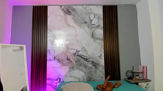 zafina 09 online show from 12-18-25, 12:20