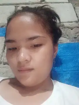 Sexy-Mama25 online show from 12-17-25, 01:10