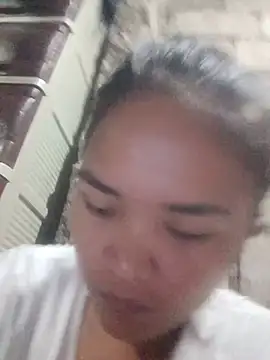 Sexy-Mama25 online show from 12-17-25, 02:00