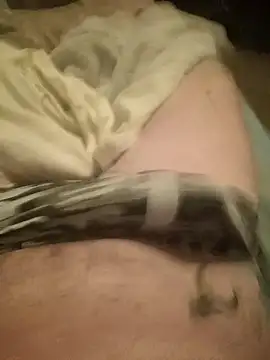 Empi19cm online show from 11-30-25, 05:41