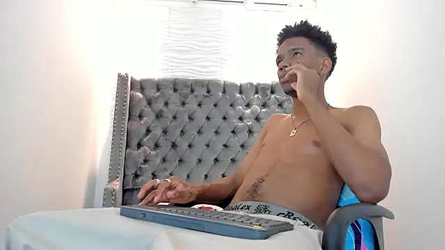 nero reyd online show from 09-22-25, 07:20