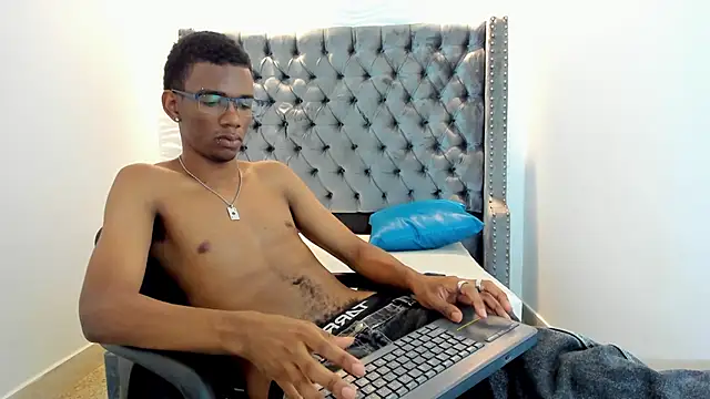 nero reyd online show from 11-18-25, 07:06