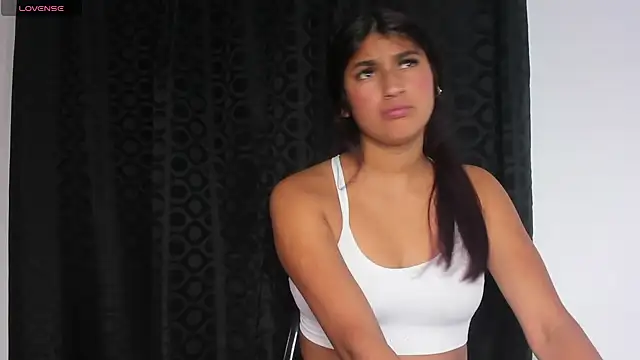 Snapshot of Lushy_sweet chatting on 10-05-25, 02:57 Lushy sweet online show from 10-05-25, 02:57