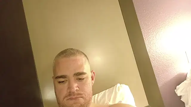 Dallasbest214 online show from 10-31-25, 07:38