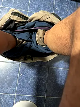 Snapshot of maialexte chatting on 12-16-25, 05:00 maialexte online show from 12-16-25, 05:00