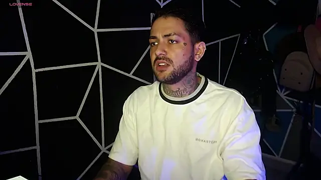 nicolastorres99 online show from 10-31-25, 02:30