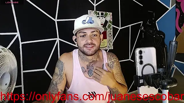 Snapshot of nicolastorres99 chatting on 10-07-25, 02:23 nicolastorres99 online show from 10-07-25, 02:23