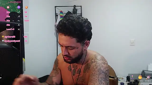 nicolastorres99 online show from 12-17-25, 08:08