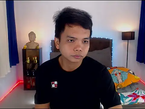 XExtraServiceManX online show from 10-28-25, 07:35