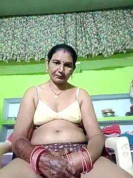 Snapshot of ZIVAA chatting on 10-10-25, 04:41 ZIVAA online show from 10-10-25, 04:41