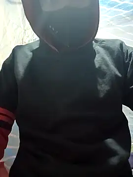 Snapshot of 96Rohon chatting on 11-14-25, 08:01 96Rohon online show from 11-14-25, 08:01