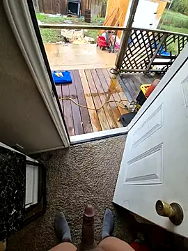 EsDezz88 online show from 12-17-25, 03:39