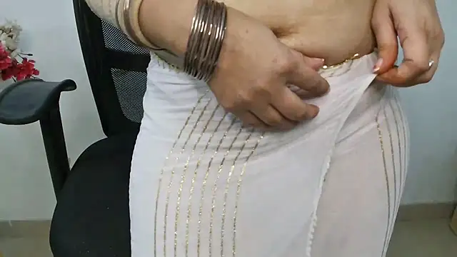 ruby100 online show from 11-01-25, 05:18