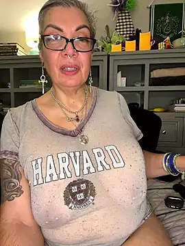 dieseldame1313 online show from 01-09-26, 01:34