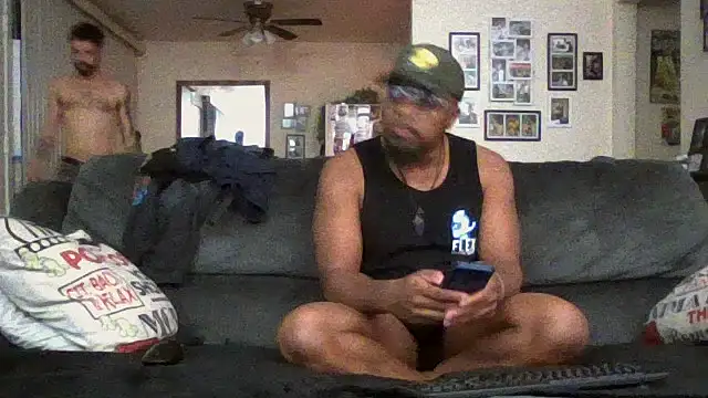 Snapshot of Str8ishVegasGuy chatting on 10-02-25, 10:29 Str8ishVegasGuy online show from 10-02-25, 10:29