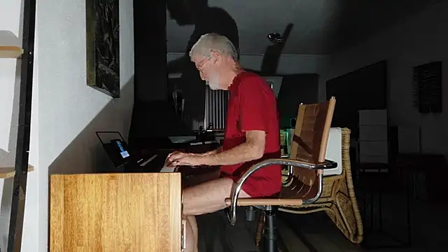 ewaldwillems99 online show from 11-07-25, 03:05