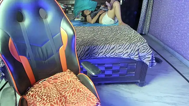 Snapshot of ShylaGill chatting on 10-16-25, 10:29 ShylaGill online show from 10-16-25, 10:29