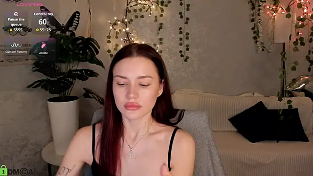 Aria Mila online show from 06-01-26, 03:18