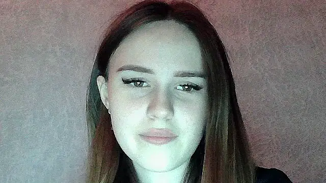 SweetLoraa online show from 12-20-25, 01:47