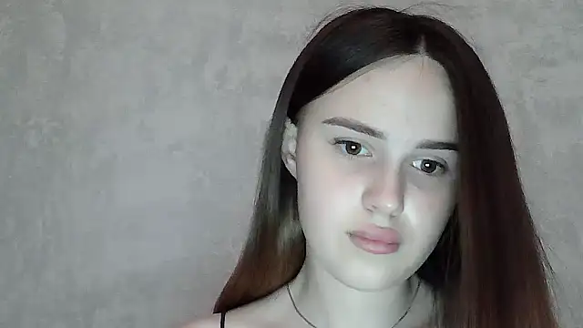 SweetLoraa online show from 06-30-26, 01:00