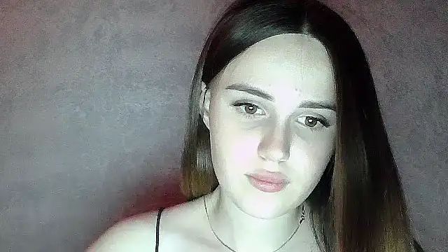 SweetLoraa online show from 05-28-26, 06:25
