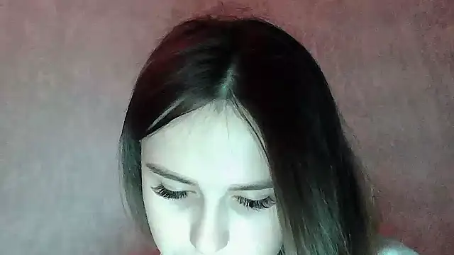 SweetLoraa online show from 02-13-26, 04:51