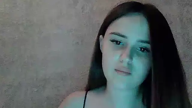 SweetLoraa online show from 07-17-26, 11:02