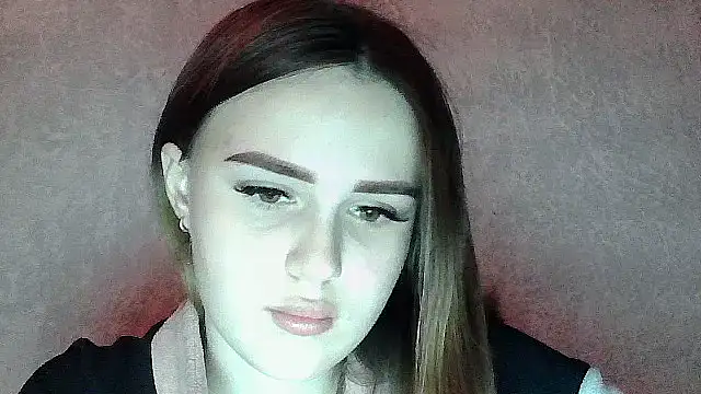 SweetLoraa online show from 12-01-25, 05:25