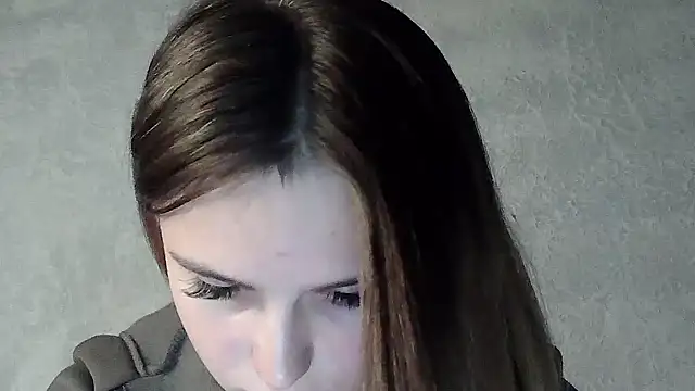 Snapshot of SweetLoraa chatting on 10-12-25, 06:20 SweetLoraa online show from 10-12-25, 06:20
