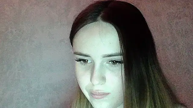 SweetLoraa online show from 01-10-26, 09:10