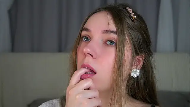 KarriBrownd online show from 01-08-26, 01:11