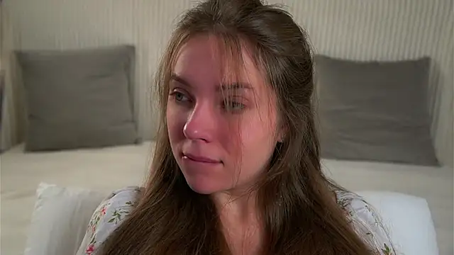 KarriBrownd online show from 09-26-25, 01:12