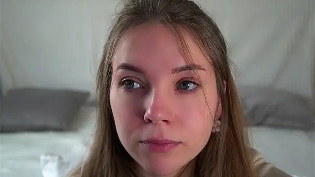 KarriBrownd online show from 10-09-25, 01:06