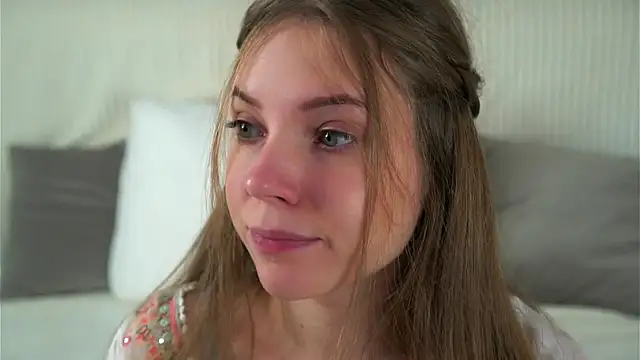 KarriBrownd online show from 10-07-25, 01:06