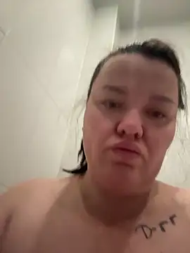 SunnyLeila2101 online show from 05-08-26, 04:27