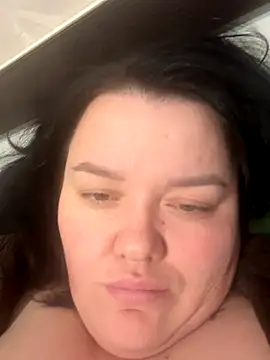 SunnyLeila2101 online show from 11-04-25, 04:22