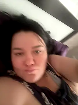 SunnyLeila2101 online show from 11-12-25, 07:45