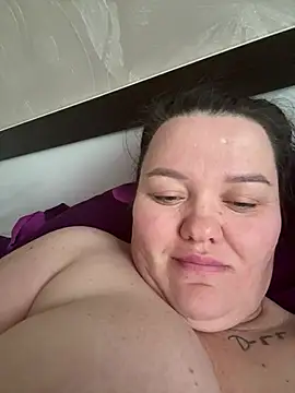 SunnyLeila2101 online show from 04-05-26, 03:35