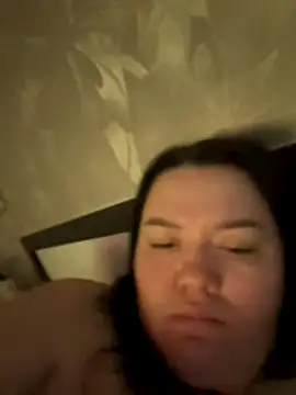 SunnyLeila2101 online show from 12-04-25, 05:17