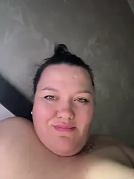 SunnyLeila2101 online show from 04-16-26, 08:31