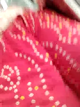 Snapshot of Tamilreethu chatting on 10-06-25, 09:54 Tamilreethu online show from 10-06-25, 09:54