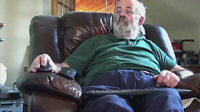 janzer13 online show from 11-23-25, 03:00