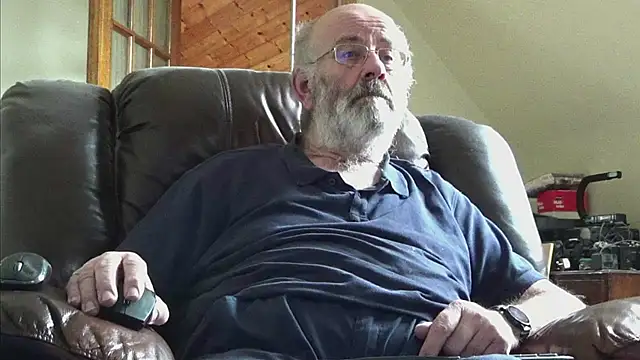 janzer13 online show from 02-19-26, 01:52