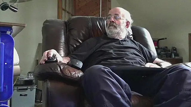 janzer13 online show from 01-08-26, 01:50