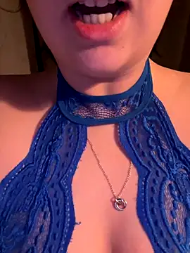 sexyBrunettex1 online show from 12-13-25, 11:44