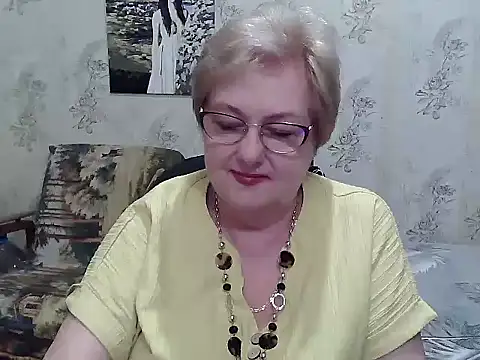 Snapshot of Renata62011 chatting on 05-22-26, 03:37 Renata62011 online show from 05-22-26, 03:37