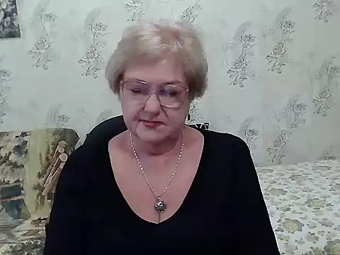Renata62011 online show from 10-17-25, 11:45