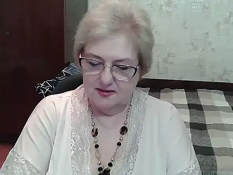 Renata62011 online show from 06-30-26, 05:46