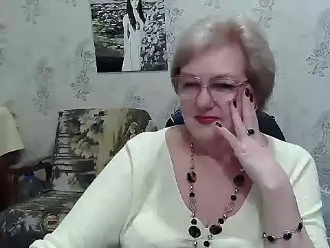 Snapshot of Renata62011 chatting on 04-18-26, 07:07 Renata62011 online show from 04-18-26, 07:07